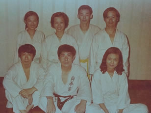 Sifu Linn första elever i Tae Kwon Do 1971.